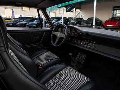 1987 Porsche 911 — миниатюра 9