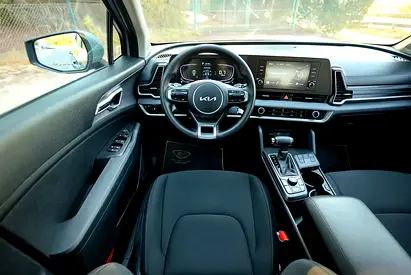 2025 KIA SPORTAGE — фото 9