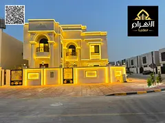 Classic villa for sale | 6 master bedrooms | Corner lot | Private pool | Ample parking | Rooftop ter