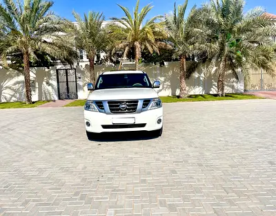 Nissan Patrol LE Platinum 2016 | GCC Specs | Big Engine 400 HP | 360 Camera Radar | Good Condition