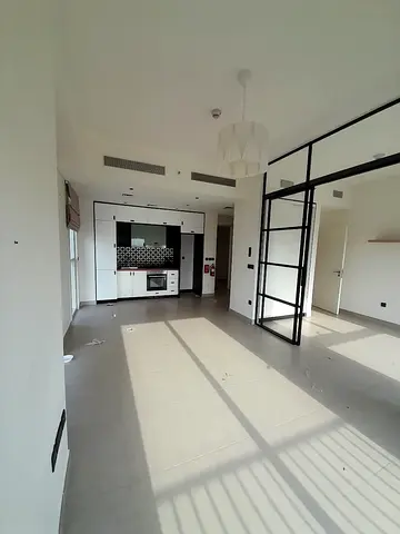 Spacious Layout | Swimming Pool View | Fitted Kitchen