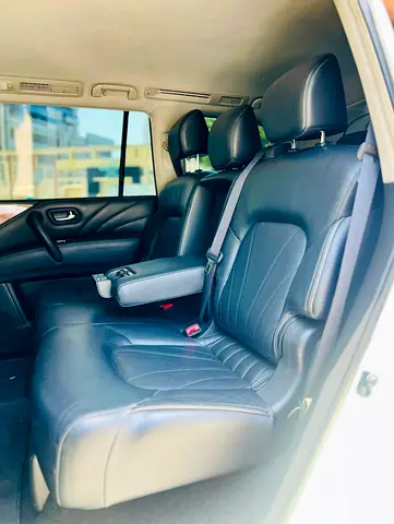 2016 Infiniti QX80 — фото 10
