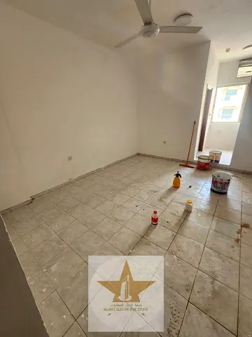 فرصة سكنية اقتصادية ممتازة | استوديو بمطبخ منفصل وتسهيلات ممتازة في النباعة ✨  هل تبحث عن سكن عملي واقتصادي بموقع استراتيجي وقريب من جميع الخدمات في ق