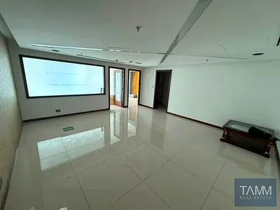 Fitted Office, 2 Private Cabins,100% Vastu Compliant