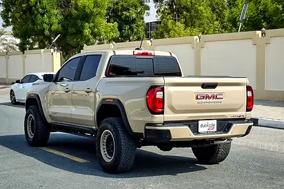2024 GMC CANYON 照片 8