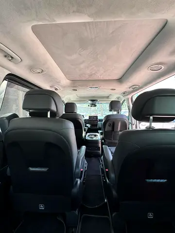 2023 Hyundai STARIA photo 15