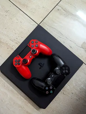 PlayStation 4 Slim with 2 DualShock Controllers (Red & Black) - Good Condition 512GB