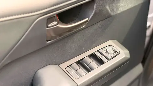 صورة 16 لـ 2026 Toyota HILUX