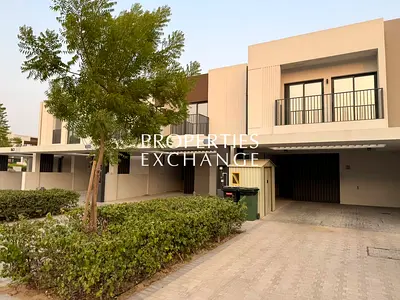 EXCLUSIVE UNIT | CLOSE TO AMMENITIES | PREMIUM