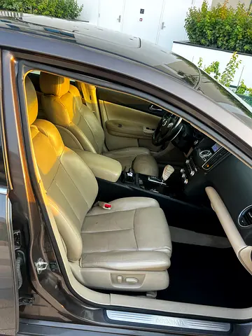 صورة 9 لـ 2015 Nissan MAXIMA