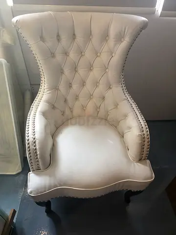 Genuine leather Cream Tufted Accent Armchair with Nailhead Trim