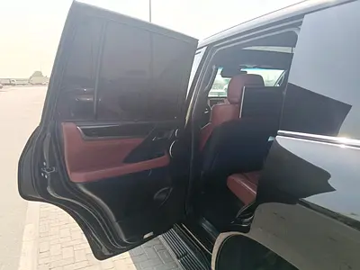 2016 Lexus LX-SERIES 缩略图 17