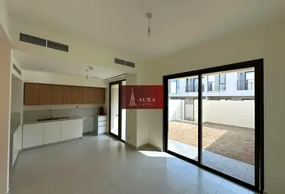 3 BED+MAID ROOM || FAMILY TOWNHOUSE || VACANT