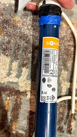 Somfy Sonesse 40 RTS 6/20 Tubular Motor + Situo 1 Remote – Good Cond