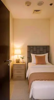 Luxury Single Room Attached Bathroom in Dubai Marina