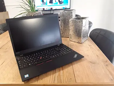 64gb ram workstation laptop Lenovo Thinkpad P50 with Xeon Processor