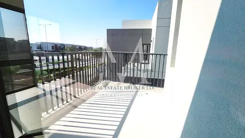 Corner unit | 2BR+Maids Room | Vacant Soon