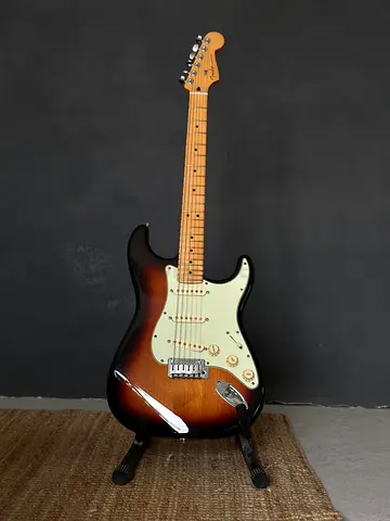 Fender Stratocaster 75th Anniversary Player Plus
