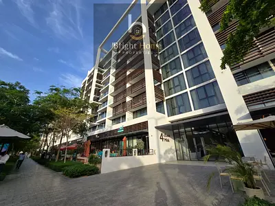 Spacious Apartment | Prime location | Garden view