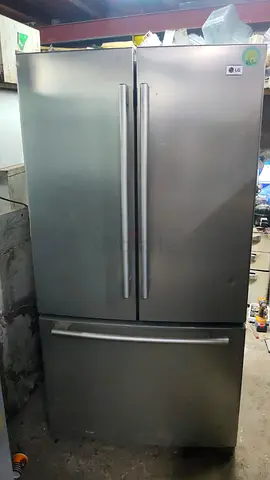Side by side refrigerator