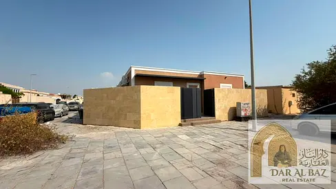 بيت جديد أول ساكن للإيجار السنوي في الناصرية – 3 غرف نوم وصالة واسعة وغرفة عاملة خارجية ومطبخ – سكن عائلي راقٍ وخصوصية ممتازة