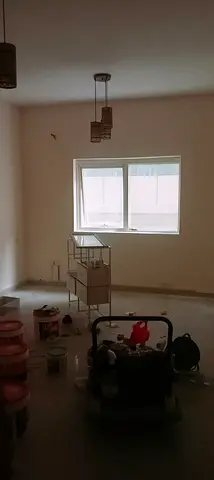 🔥 فرصة ذهبية للإيجار في الخان! استوديو مميز بخزائن بالحائط وتكييف مركزي، جاهز للسكن، 22 ألف فقط على 4 دفعات!