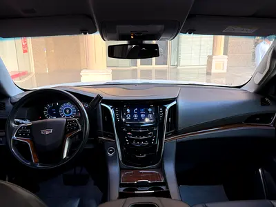 صورة مصغرة 15 لـ 2017 Cadillac ESCALADE