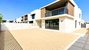True Corner | Close To Basketball Court | Ready