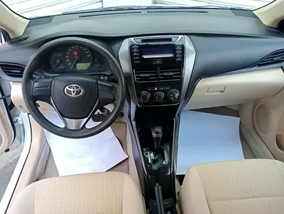 2022 Toyota YARIS — фото 8