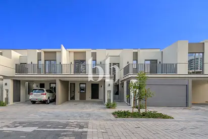 Immaculate Condition | Close to park | Modern