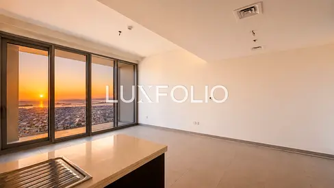 Building Specialist | High Floor | Sea View