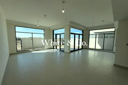 Brand New | Rooftop | Multiple Cheques