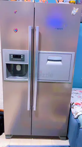 Bosch Side-by-Side Fridge Freezer with Water Dispenser,Ice maker and mini bar Good Condition