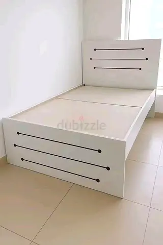 BRAND NEW DOUBLE SIZE WOOD BED MDF WITH MATTRESS 120X190 CM