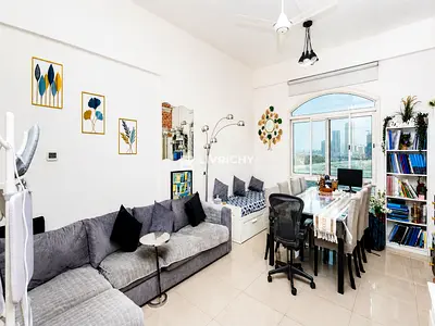 SPACIOUS 1 BR | TENANTED | NEXT TO SILICON CENTRAL