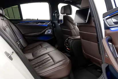 صورة مصغرة 14 لـ 2019 BMW 5-SERIES