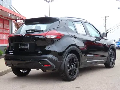 صورة 4 لـ 2023 Nissan KICKS