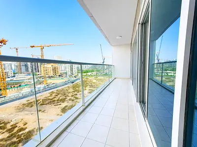 BIG BALCONY | READY TO MOVE | WITH ALL AMENITIES