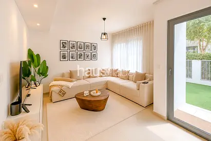 Close to Pool | Landscaped | Vacant September