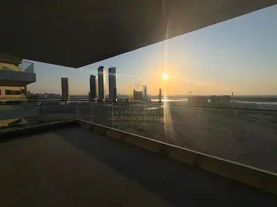 Luxury apartment for sale with a panoramic view in Sharjah Terraces Tower