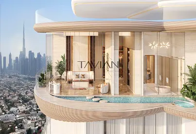 Colossal Palace in the Sky, Open Dubai Canal View