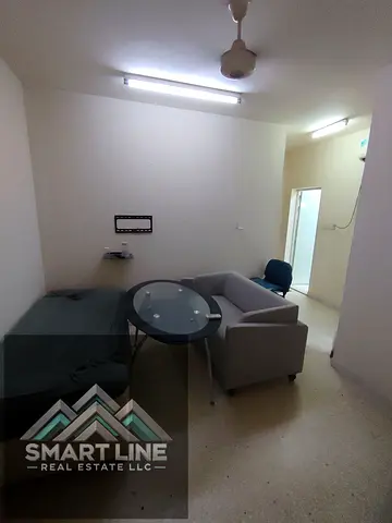 Fully furnished 2bhk with 2 washroom balcony family building available in al yarmook rent 2500