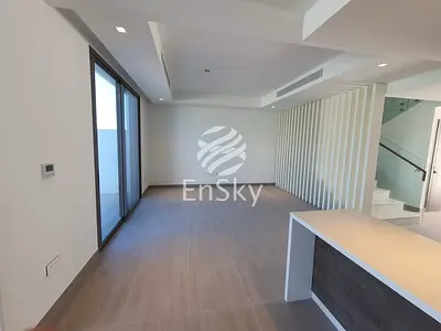 Luxurious 3BHK+Maid| Single Row| Prime Location