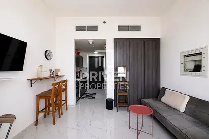 Fully Furnished | Vacant Apt | 12 Cheques