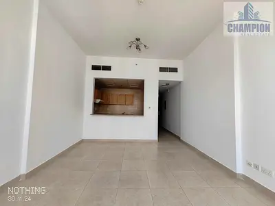 Studio Apartment | Oasis High Park | Balcony | Pool & Gym
