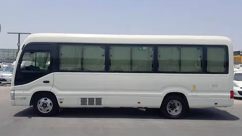 2021 Toyota COASTER — фото 2