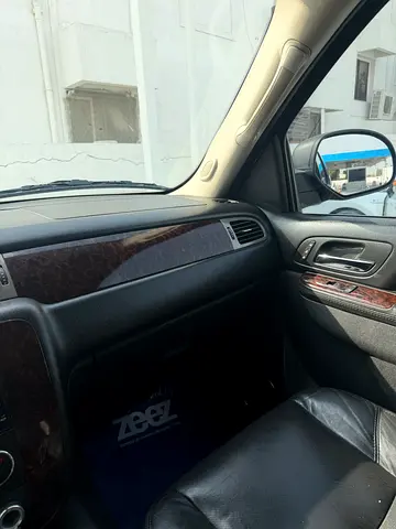 2010 GMC YUKON 照片 12