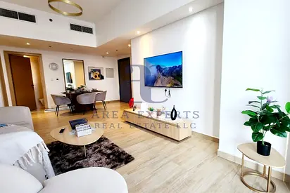 FULLY FURNISHED | PARK VIEW | VACANT ON TRANSFER