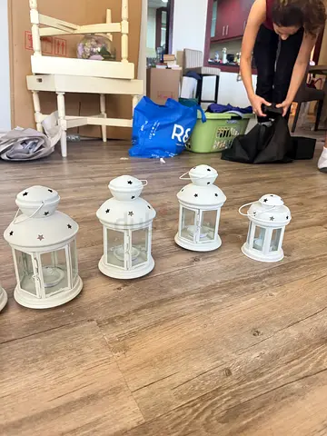 Set of 4 White Decorative Star Lanterns (Various Sizes) URGENT