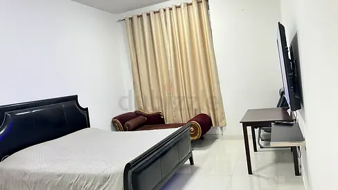 Spacious Master Bedroom Ensuite in New Building